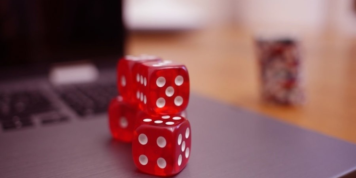 Rolling in the Virtual Aisles: Master the Art of Playing Online Casino